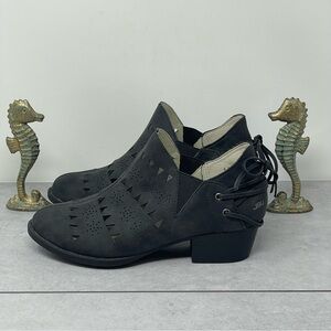 JBU by Jambu Women's Evelyn Charcoal Vegan Upper Laser cut Ankle Bootie 6.5M